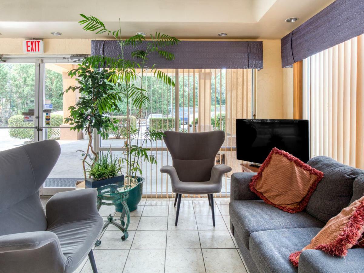 פורסט פארק Budgetel Inn & Suites מראה חיצוני תמונה