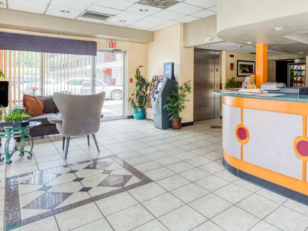 פורסט פארק Budgetel Inn & Suites מראה חיצוני תמונה